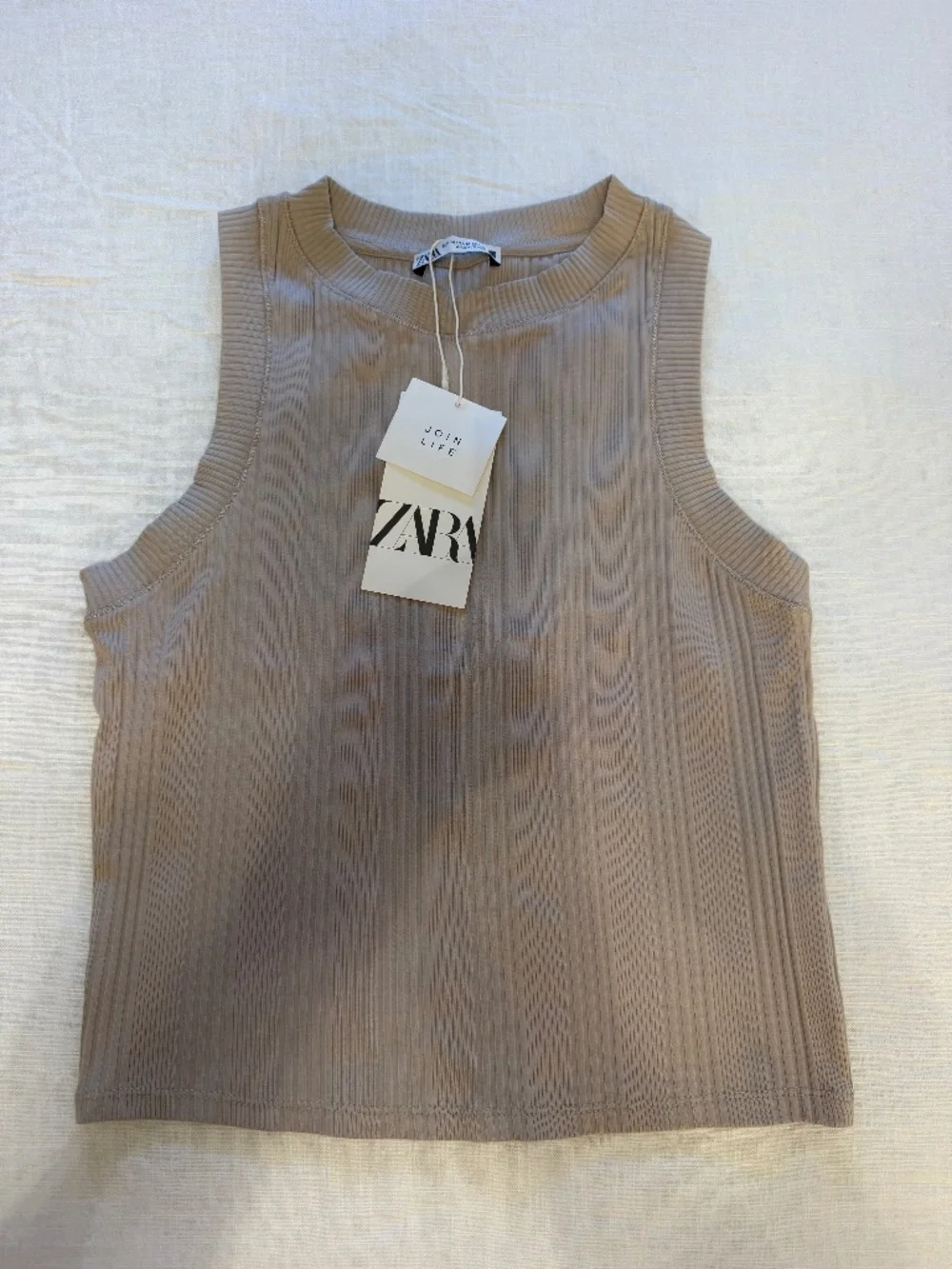 Brand New ZARA Waist Length Ribbed Tank - Size Medium
